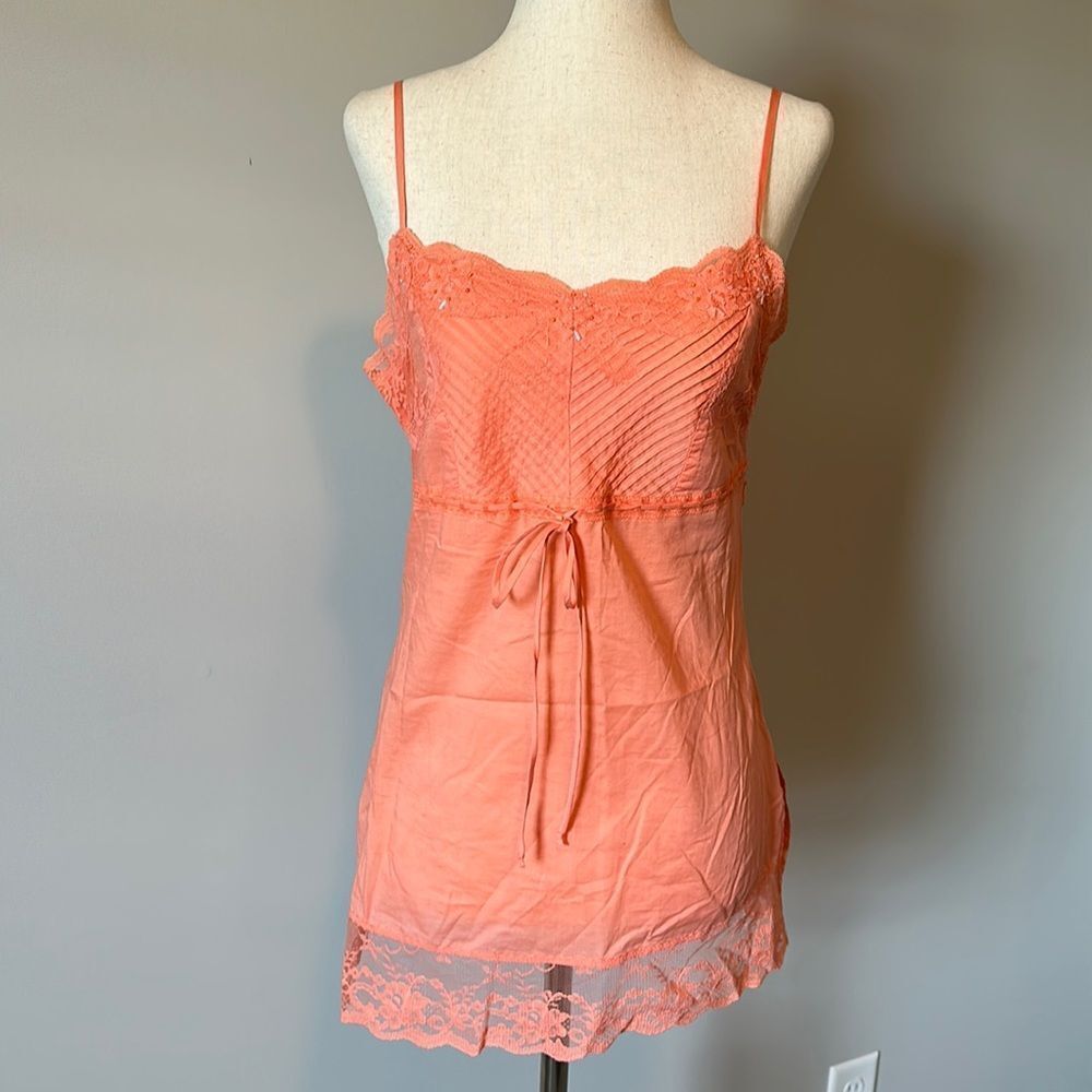 Express Design Studio sz XS coral cami with lace bead detail